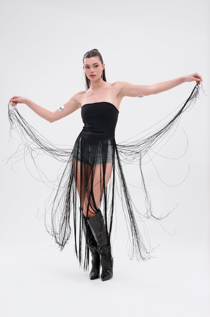 GONNA LOVE ME FRINGE TOP