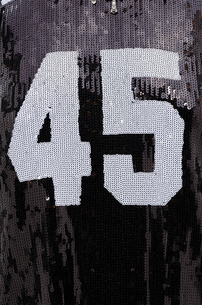 GUESS THE NUMBER SEQUIN JERSEY