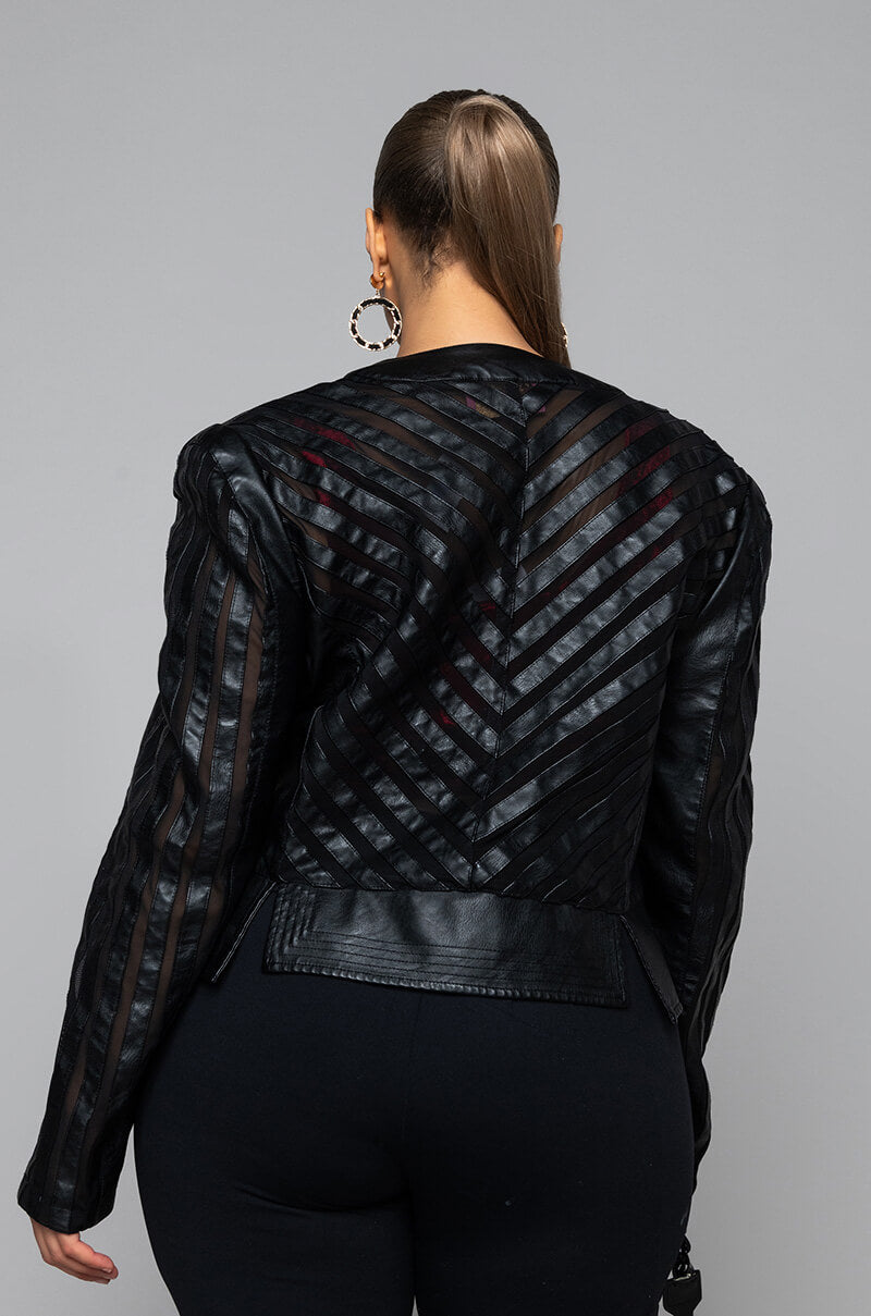 COME A LITTLE CLOSER MESH PLEATHER PLUS JACKET